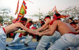 Hình ảnh lễ hội kéo co làng Hữu Chấp (Hòa Long, Bắc Ninh).