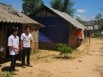 Trên mảnh đất của bà Trần Thị Bằng ở trung tâm xã Cư Đrăm, huyện Krông Bông, tỉnh Đắk Lắk, có 6 căn chòi tạm là nơi ăn chốn ở của hơn 20 học sinh Ảnh: CAO NGUYÊN