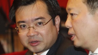 Ảnh: ông Nguyễn Thanh Nghị, con trai trưởng của thủ tướng Nguyễn Tấn Dũng vừa được bầu làm bí thư tỉnh Kiên Giang ngày 16-10-2015 ở tuổi 39. 