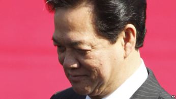 Hai con trai của Thủ tướng Nguyễn Tấn Dũng (ảnh) được bầu nắm giữ vị trí quan trọng của hai tỉnh ở Việt Nam. 