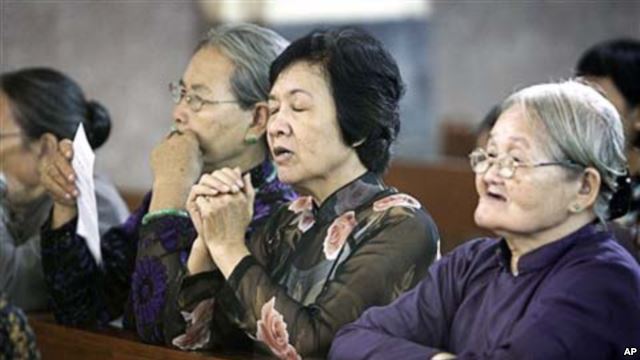 Vì sao dự luật về tín ngưỡng tôn giáo ở Việt Nam bị chống đối?