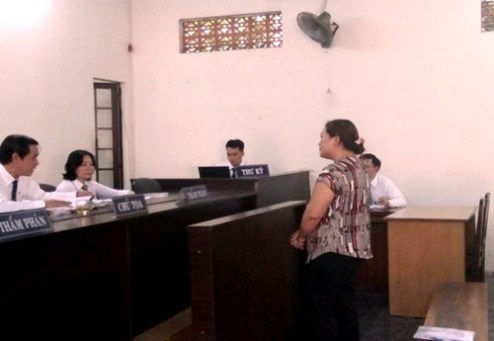 Bà Mai Thị Ngọc Vân tại phiên tòa phúc thẩm. Ảnh: báo ANTĐ