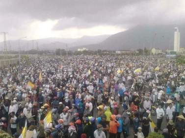 Hơn chục ngàn người dân xuống đường phản đối Formosa. Nguồn: Facebook
